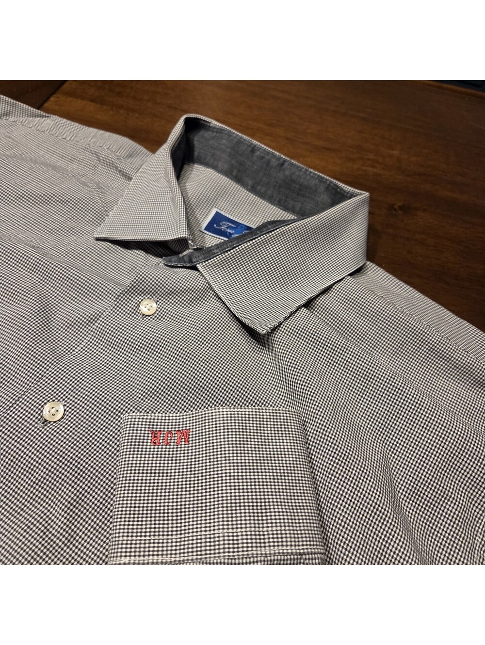 Tom James Mens Dress Shirt Size L / XL Estimated Gray Micro Check Monogram MJR